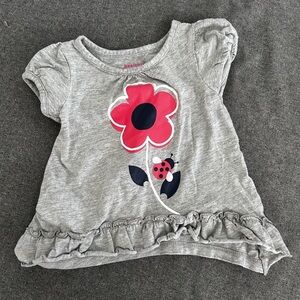 Healthtex toddler Gray and Pink Short Sleeve Tee with Flower Design.​